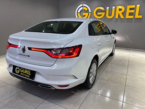 2022 Benzin Otomatik Renault Megane Beyaz Gürel Tasarım Aksesuar Otomotiv San. Tic. Ltd. Şti.