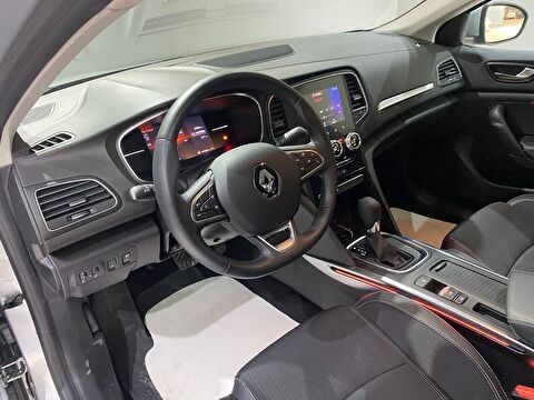 2024 Benzin Otomatik Renault Megane Gümüş Gri Gürel Tasarım Aksesuar Otomotiv San. Tic. Ltd. Şti.