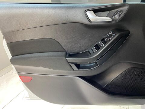 2019 Benzin Manuel Ford Fiesta Beyaz Gürel Tasarım Aksesuar Otomotiv San. Tic. Ltd. Şti.