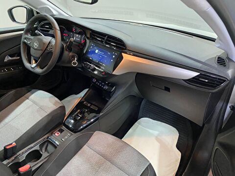 2025 Benzin Otomatik Opel Corsa Gümüş Gri Gürel Tasarım Aksesuar Otomotiv San. Tic. Ltd. Şti.