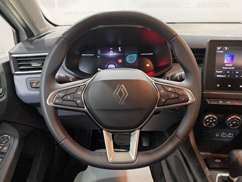 2026 Benzin Otomatik Renault Clio Beyaz Gürel Tasarım Aksesuar Otomotiv San. Tic. Ltd. Şti.
