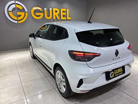 2026 Benzin Otomatik Renault Clio Beyaz Gürel Tasarım Aksesuar Otomotiv San. Tic. Ltd. Şti.