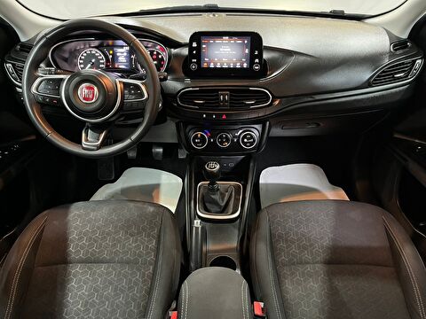 2023 Benzin Manuel Fiat Egea Gri Gürel Tasarım Aksesuar Otomotiv San. Tic. Ltd. Şti.