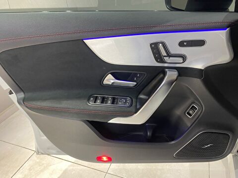 2023 MHEV Otomatik Mercedes-Benz CLA Beyaz Gürel Tasarım Aksesuar Otomotiv San. Tic. Ltd. Şti.