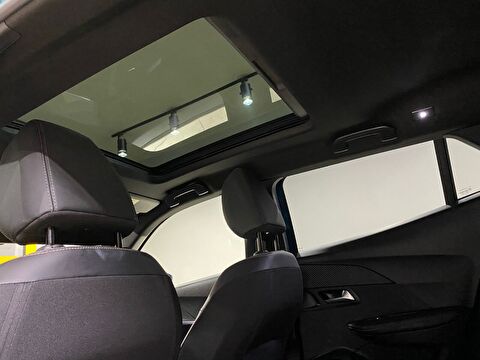 2025 Benzin Otomatik Peugeot 2008 Mavi Gürel Tasarım Aksesuar Otomotiv San. Tic. Ltd. Şti.