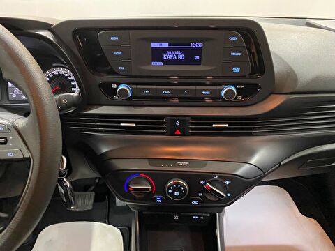 2022 Benzin Otomatik Hyundai i20 Beyaz Gürel Tasarım Aksesuar Otomotiv San. Tic. Ltd. Şti.