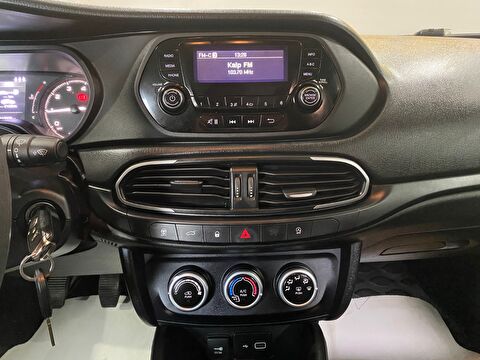 2022 Dizel Manuel Fiat Egea Beyaz Gürel Tasarım Aksesuar Otomotiv San. Tic. Ltd. Şti.