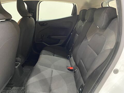 2022 Benzin Otomatik Renault Clio Beyaz Gürel Tasarım Aksesuar Otomotiv San. Tic. Ltd. Şti.