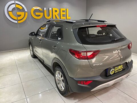 2023 Benzin Otomatik Kia Stonic Yeşil Gürel Tasarım Aksesuar Otomotiv San. Tic. Ltd. Şti.