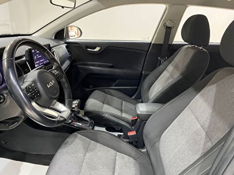 2023 Benzin Otomatik Kia Stonic Yeşil Gürel Tasarım Aksesuar Otomotiv San. Tic. Ltd. Şti.