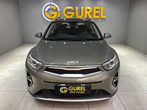2023 Benzin Otomatik Kia Stonic Yeşil Gürel Tasarım Aksesuar Otomotiv San. Tic. Ltd. Şti.