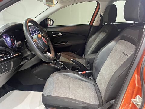 2021 Benzin Manuel Fiat Egea Turuncu Gürel Tasarım Aksesuar Otomotiv San. Tic. Ltd. Şti.