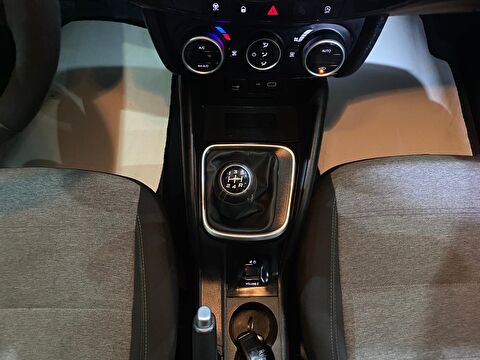 2021 Benzin Manuel Fiat Egea Turuncu Gürel Tasarım Aksesuar Otomotiv San. Tic. Ltd. Şti.