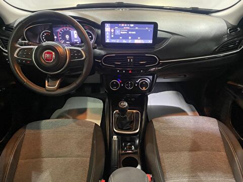 2021 Benzin Manuel Fiat Egea Turuncu Gürel Tasarım Aksesuar Otomotiv San. Tic. Ltd. Şti.