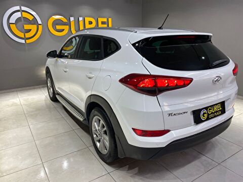2016 Benzin Otomatik Hyundai Tucson Beyaz Gürel Tasarım Aksesuar Otomotiv San. Tic. Ltd. Şti.
