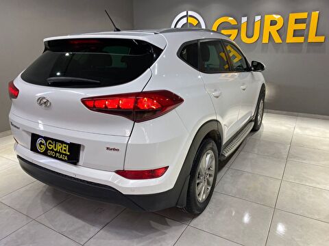 2016 Benzin Otomatik Hyundai Tucson Beyaz Gürel Tasarım Aksesuar Otomotiv San. Tic. Ltd. Şti.