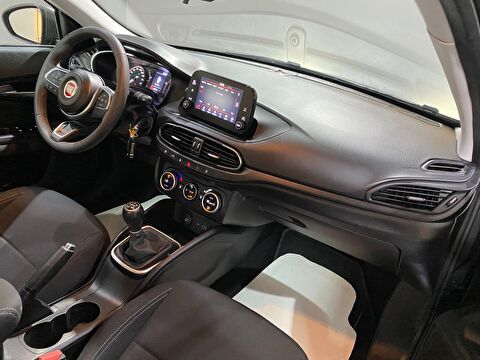 2023 Dizel Manuel Fiat Egea Gri Gürel Tasarım Aksesuar Otomotiv San. Tic. Ltd. Şti.