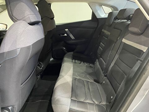 2024 Benzin Otomatik Citroen C4 X Gri Gürel Tasarım Aksesuar Otomotiv San. Tic. Ltd. Şti.