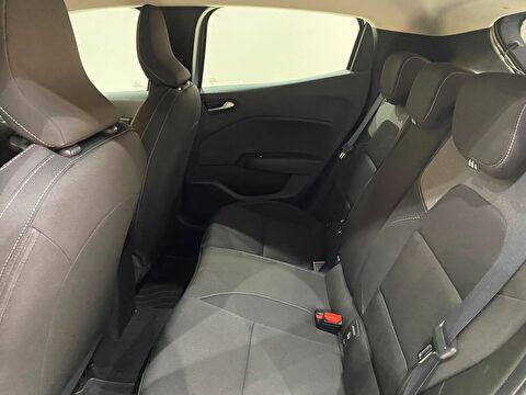 2025 Benzin Otomatik Renault Clio Gri Gürel Tasarım Aksesuar Otomotiv San. Tic. Ltd. Şti.