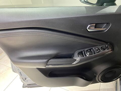 2024 Benzin Otomatik Nissan Juke Gri Gürel Tasarım Aksesuar Otomotiv San. Tic. Ltd. Şti.