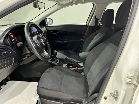 2022 Dizel Manuel Fiat Egea Beyaz Gürel Tasarım Aksesuar Otomotiv San. Tic. Ltd. Şti.