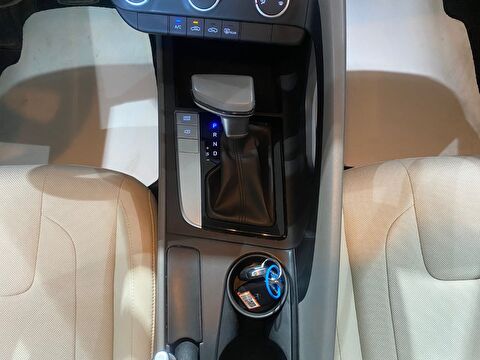 2021 Benzin Otomatik Hyundai Elantra Gri Gürel Tasarım Aksesuar Otomotiv San. Tic. Ltd. Şti.