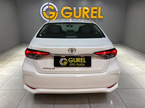 2022 Benzin Otomatik Toyota Corolla Beyaz Gürel Tasarım Aksesuar Otomotiv San. Tic. Ltd. Şti.