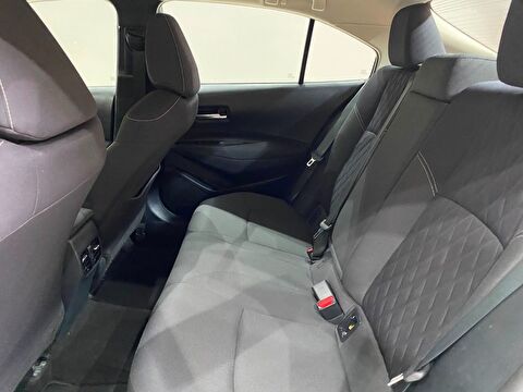 2022 Benzin Otomatik Toyota Corolla Beyaz Gürel Tasarım Aksesuar Otomotiv San. Tic. Ltd. Şti.