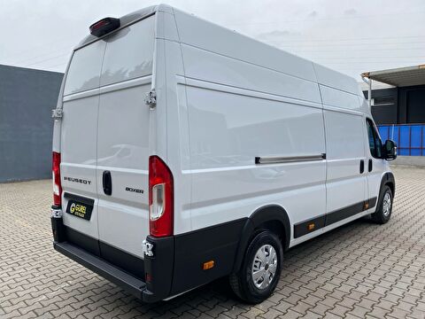 TaksitliOto.Net | 2.El Peugeot Boxer Panelvan 2.2 HDI 435 L4H3 | Manuel & Dizel | Beyaz | İzmir.2el 2025 Dizel Manuel Peugeot Boxer Beyaz Gürel Tasarım Aksesuar Otomotiv San. Tic. Ltd. Şti.