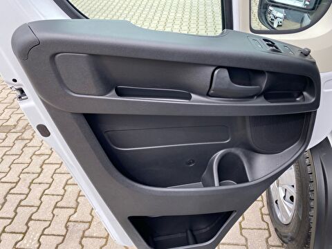 TaksitliOto.Net | 2.El Peugeot Boxer Panelvan 2.2 HDI 435 L4H3 | Manuel & Dizel | Beyaz | İzmir.2el 2025 Dizel Manuel Peugeot Boxer Beyaz Gürel Tasarım Aksesuar Otomotiv San. Tic. Ltd. Şti.