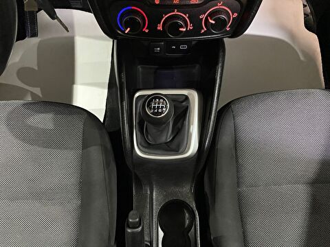 2020 Benzin Manuel Fiat Egea Kırmızı Gürel Tasarım Aksesuar Otomotiv San. Tic. Ltd. Şti.