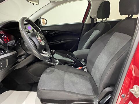 2020 Benzin Manuel Fiat Egea Kırmızı Gürel Tasarım Aksesuar Otomotiv San. Tic. Ltd. Şti.
