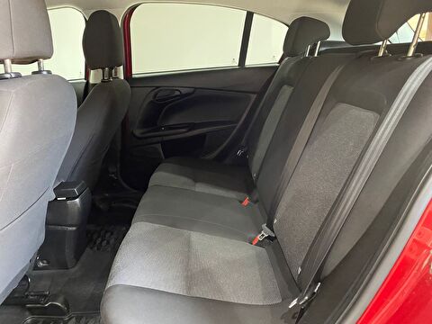 2020 Benzin Manuel Fiat Egea Kırmızı Gürel Tasarım Aksesuar Otomotiv San. Tic. Ltd. Şti.