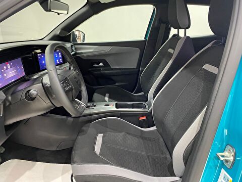 2025 Benzin Otomatik Opel Mokka Mavi Gürel Tasarım Aksesuar Otomotiv San. Tic. Ltd. Şti.