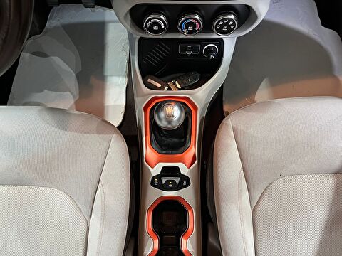 TaksitliOto.Net | 2.El Jeep Renegade SUV 1.6 L MultiJet 4x2 Longitude | Manuel & Dizel | Beyaz | İzmir.2el 2014 Dizel Manuel Jeep Renegade Beyaz Gürel Tasarım Aksesuar Otomotiv San. Tic. Ltd. Şti.