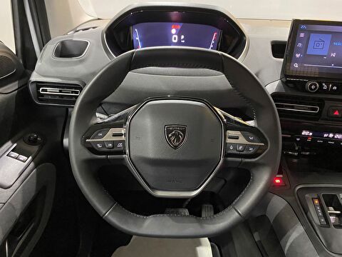 2025 Dizel Otomatik Peugeot Rifter Beyaz Gürel Tasarım Aksesuar Otomotiv San. Tic. Ltd. Şti.