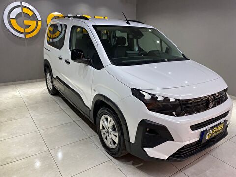 2025 Dizel Otomatik Peugeot Rifter Beyaz Gürel Tasarım Aksesuar Otomotiv San. Tic. Ltd. Şti.