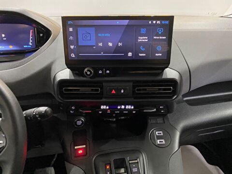 2025 Dizel Otomatik Peugeot Rifter Beyaz Gürel Tasarım Aksesuar Otomotiv San. Tic. Ltd. Şti.