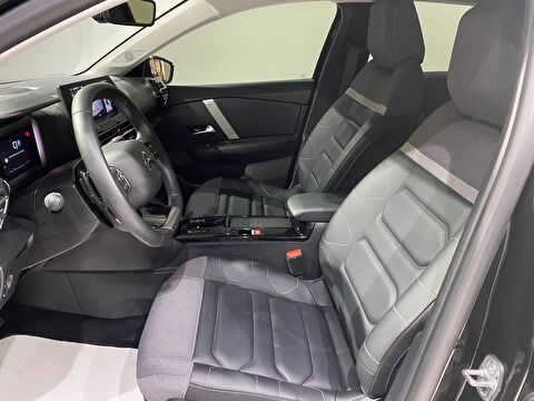 2024 Benzin Otomatik Citroen C4 Siyah Gürel Tasarım Aksesuar Otomotiv San. Tic. Ltd. Şti.