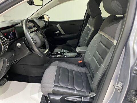 2021 Benzin Otomatik Citroen C4 Gri Gürel Tasarım Aksesuar Otomotiv San. Tic. Ltd. Şti.