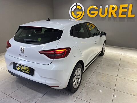 2022 Benzin Otomatik Renault Clio Beyaz Gürel Tasarım Aksesuar Otomotiv San. Tic. Ltd. Şti.