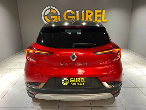 2022 MHEV Otomatik Renault Captur Kırmızı Gürel Tasarım Aksesuar Otomotiv San. Tic. Ltd. Şti.