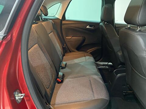 2022 Benzin Otomatik Opel Crossland Kırmızı Gürel Tasarım Aksesuar Otomotiv San. Tic. Ltd. Şti.