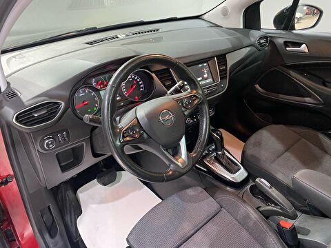 2022 Benzin Otomatik Opel Crossland Kırmızı Gürel Tasarım Aksesuar Otomotiv San. Tic. Ltd. Şti.