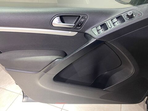 2015 Benzin Otomatik Volkswagen Tiguan Gri Gürel Tasarım Aksesuar Otomotiv San. Tic. Ltd. Şti.