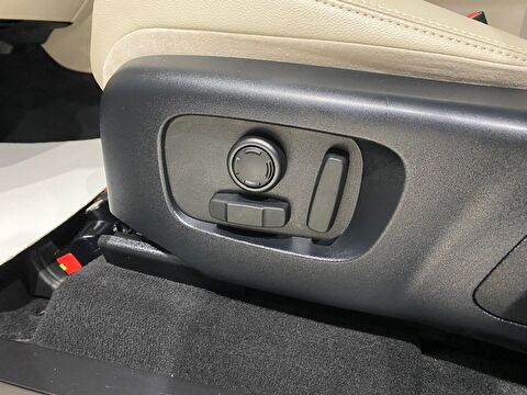 2019 Dizel Otomatik Land Rover Range Rover Velar Beyaz Gürel Tasarım Aksesuar Otomotiv San. Tic. Ltd. Şti.