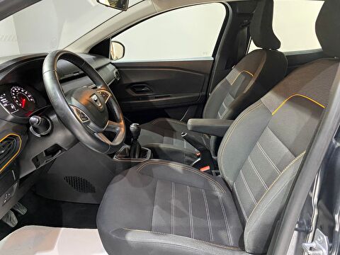 2022 Benzin Manuel Dacia Sandero Gri Gürel Tasarım Aksesuar Otomotiv San. Tic. Ltd. Şti.