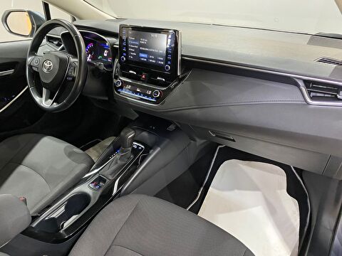 2021 Hybrid Otomatik Toyota Corolla Gri Gürel Tasarım Aksesuar Otomotiv San. Tic. Ltd. Şti.