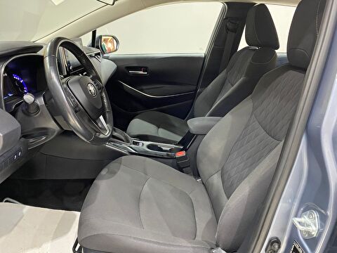 2021 Hybrid Otomatik Toyota Corolla Gri Gürel Tasarım Aksesuar Otomotiv San. Tic. Ltd. Şti.