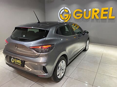 2025 Benzin Otomatik Renault Clio Beyaz Gürel Tasarım Aksesuar Otomotiv San. Tic. Ltd. Şti.